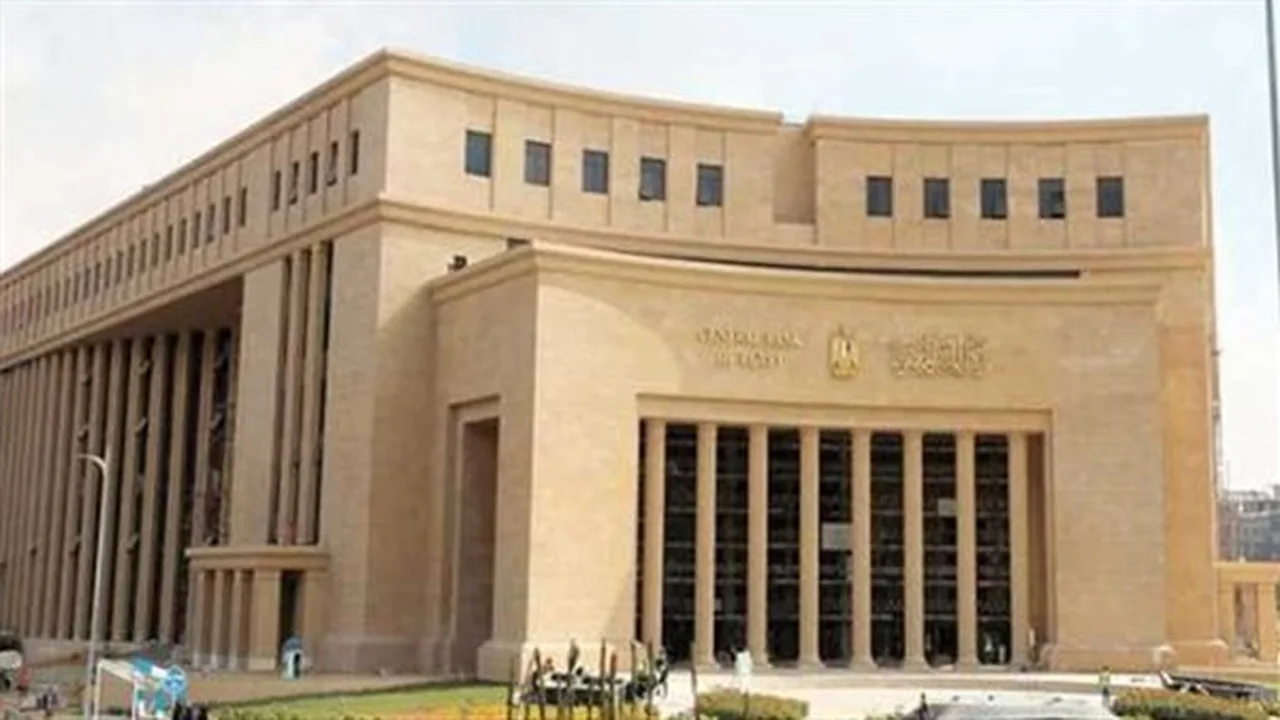 توقعات مالية.. طرق لتفادي إغلاق البنوك خلال إجازة الأضحى